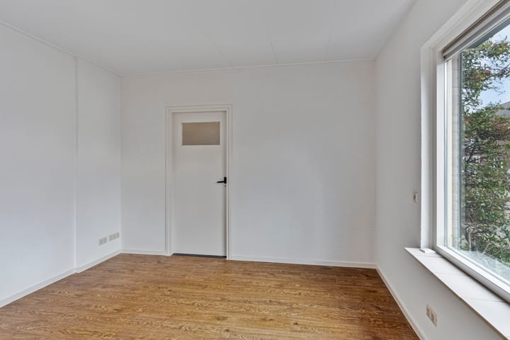 Foto 16 van Landweg 16-A