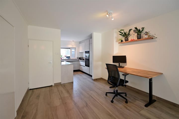 Foto 6 van Bernard van Beeklaan 121