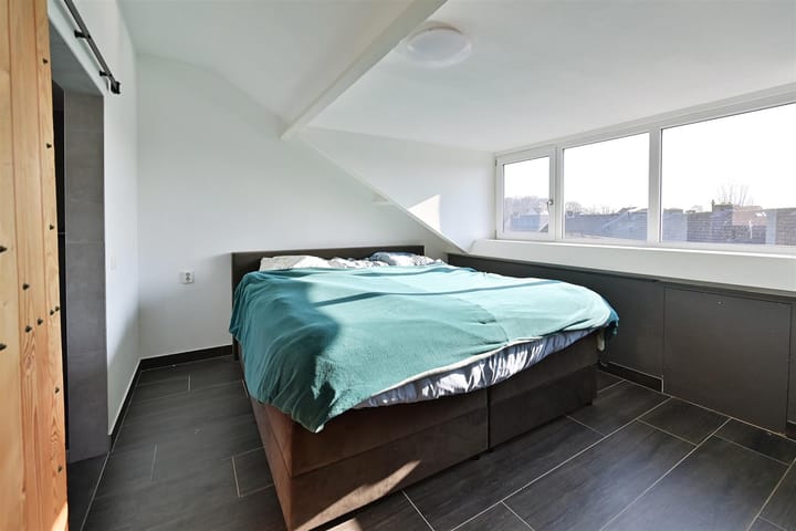 Foto 14 van Bernard van Beeklaan 121