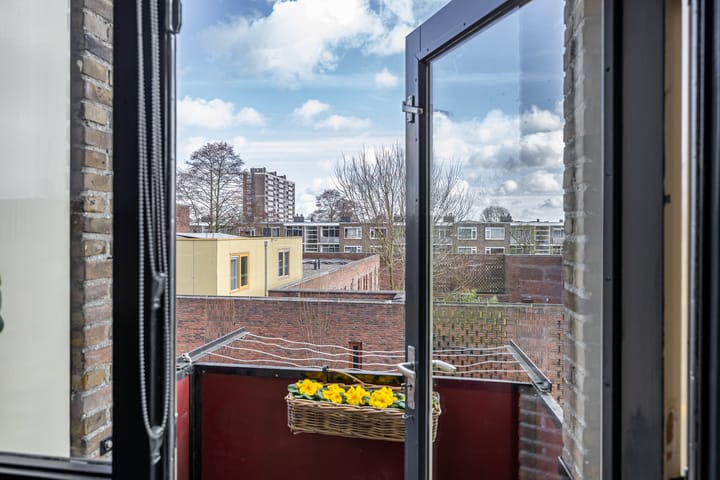 Foto 22 van Betje Wolffstraat 58