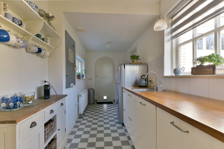 Photo 19 of Prof. Sproncklaan 2