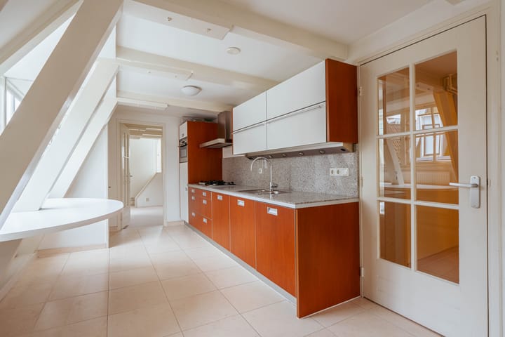 Photo 9 of Romeinsarmsteeg 2-C