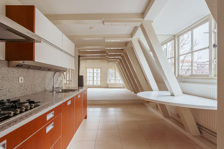 Photo 10 of Romeinsarmsteeg 2-C