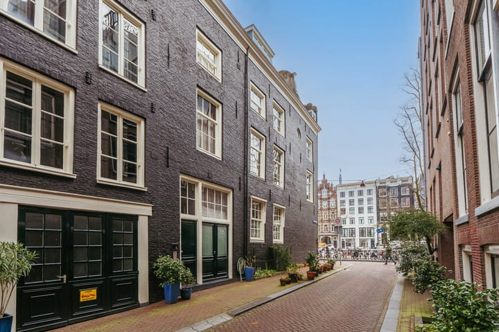 Photo 25 of Romeinsarmsteeg 2-C