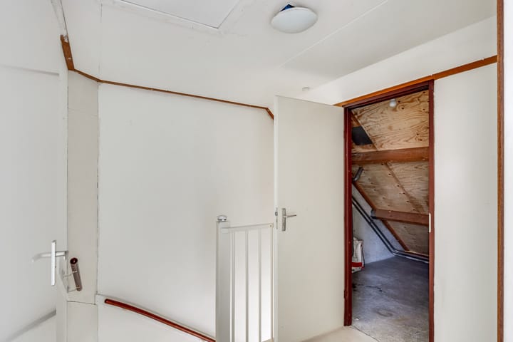 Photo 16 of Kraaienveld 33