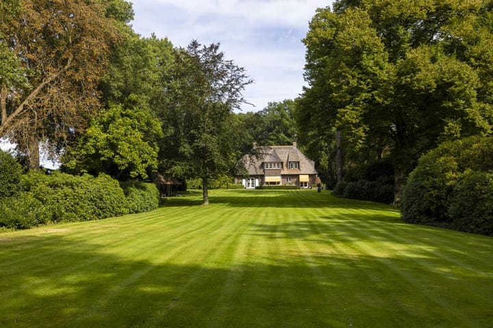 Foto 1 van Lookersdijk 2