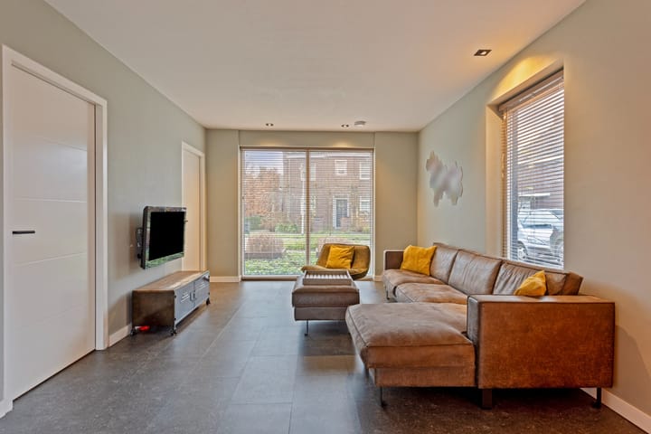 Foto 7 van Esdoornstraat 46