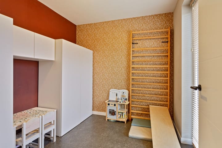 Foto 15 van Esdoornstraat 46