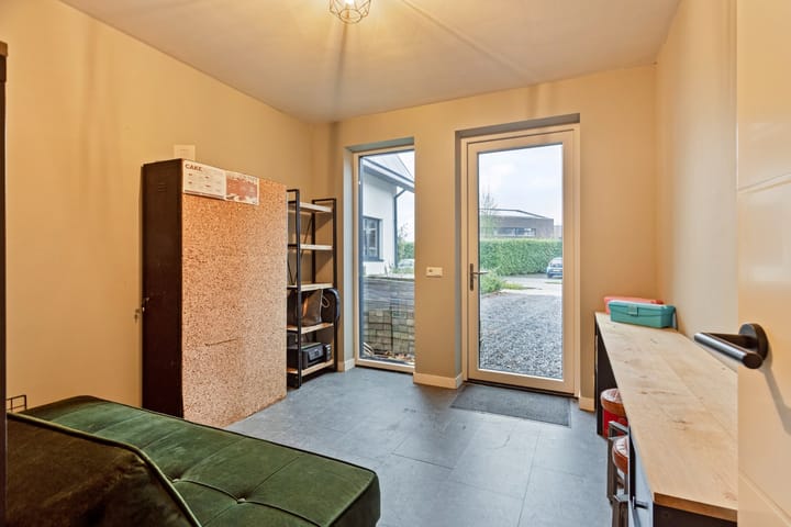 Foto 19 van Esdoornstraat 46