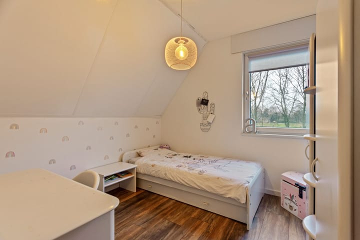 Foto 29 van Esdoornstraat 46