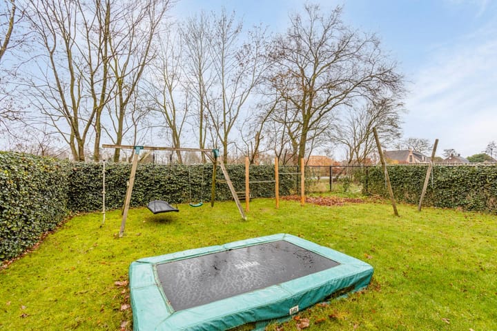 Foto 41 van Esdoornstraat 46