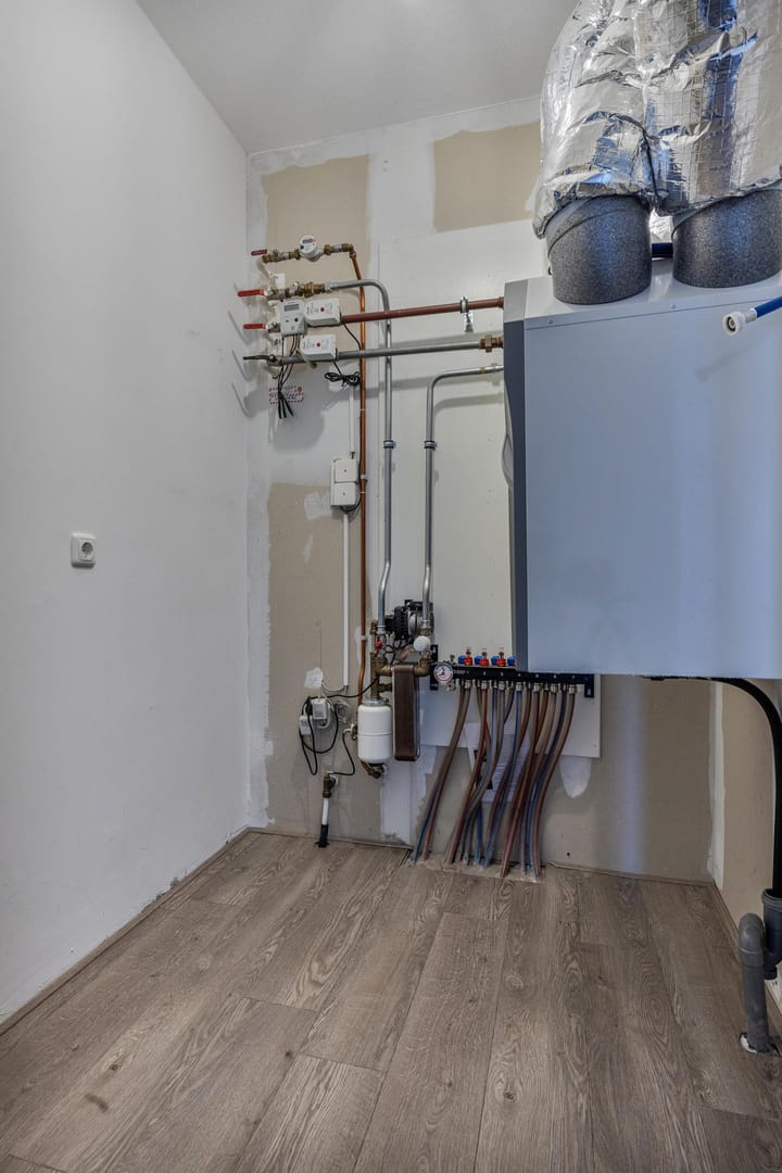 Foto 18 van Dirk Hartogstraat 159