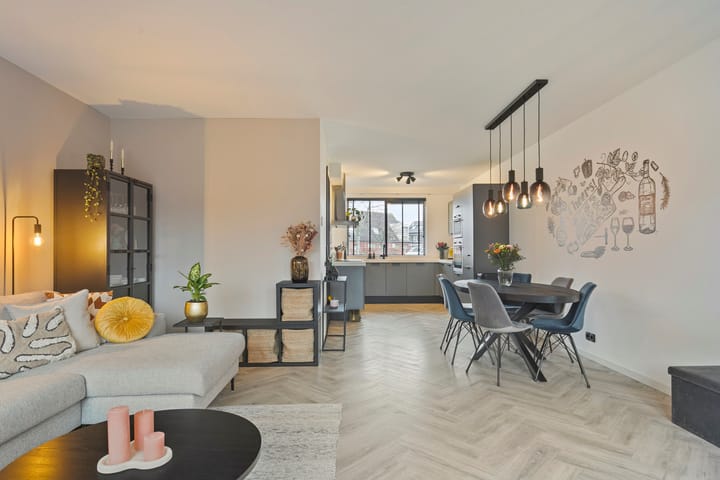 Foto 2 van Mangaan 14