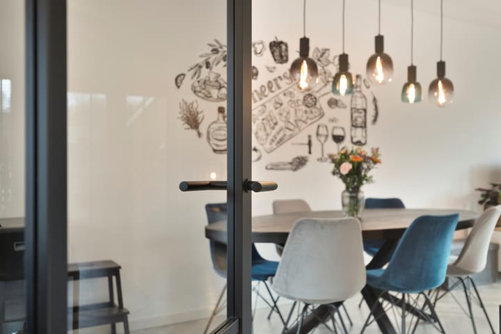 Foto 9 van Mangaan 14