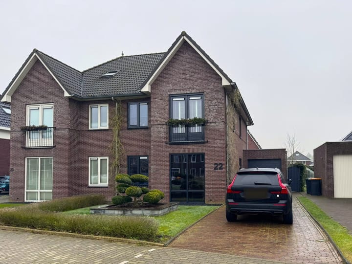 Foto 1 van Rozentuin 22