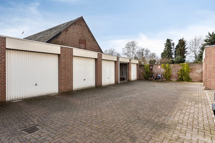 Foto 4 van Veldhovenring 34-F