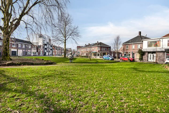 Foto 34 van Veldhovenring 34-F