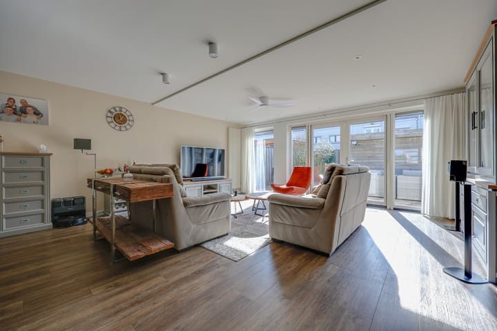 Foto 7 van Menno ter Braakstraat 12