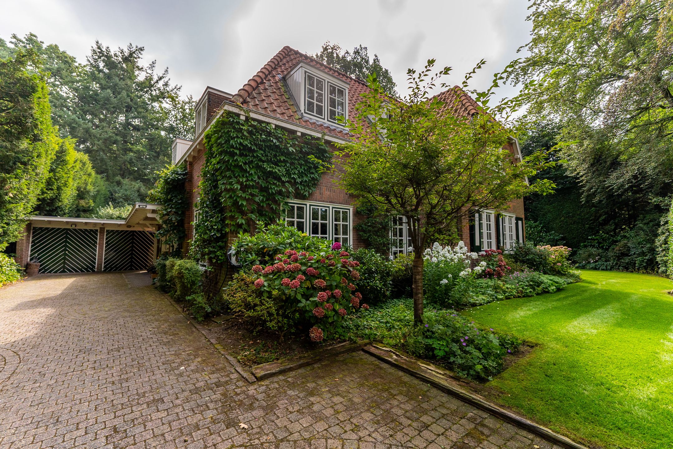 Foto 42 van Rossinilaan 8