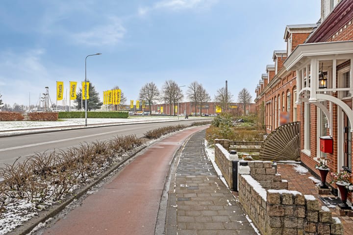 Photo 4 of Damsterdiep 328