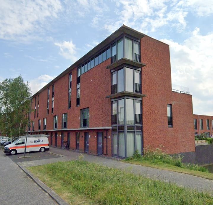 Photo 4 of Schiebroekstraat 145