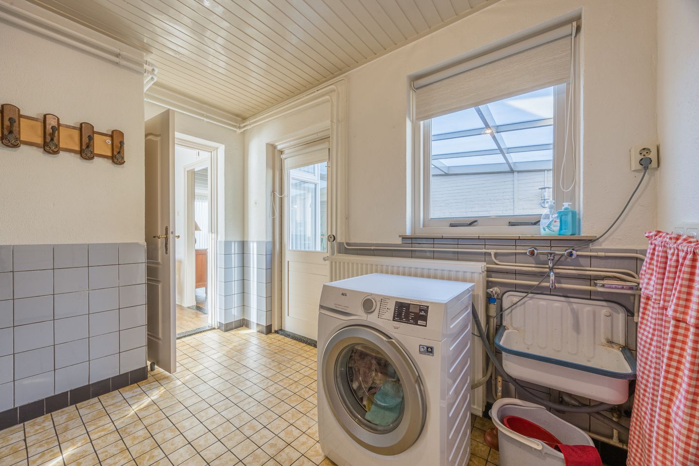 Foto 10 van Lariksweg 8