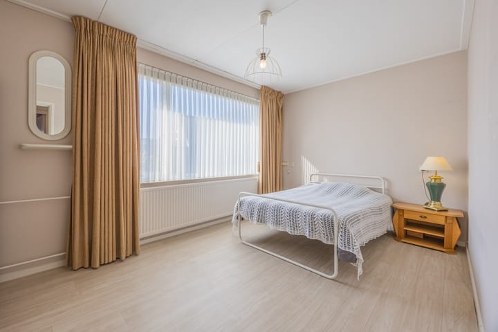 Foto 16 van Lariksweg 8