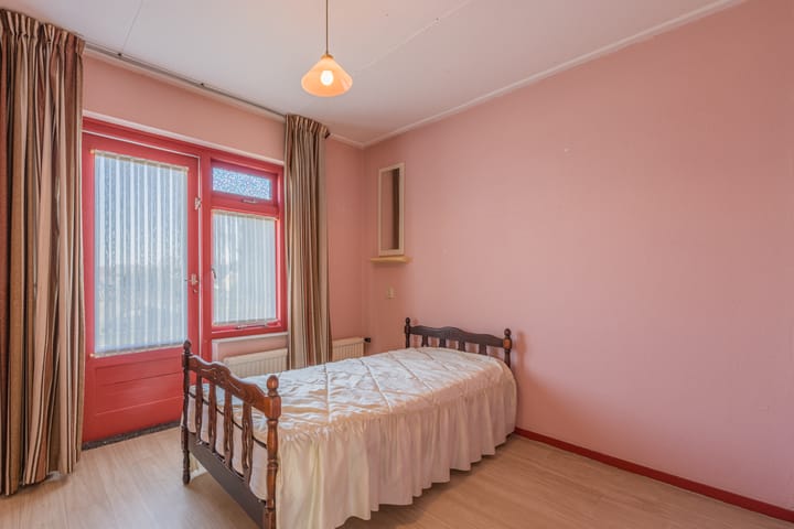 Foto 19 van Lariksweg 8