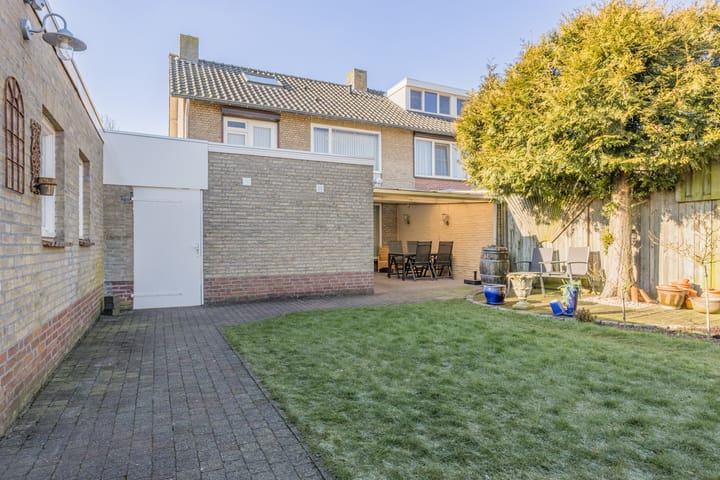 Foto 23 van Lariksweg 8