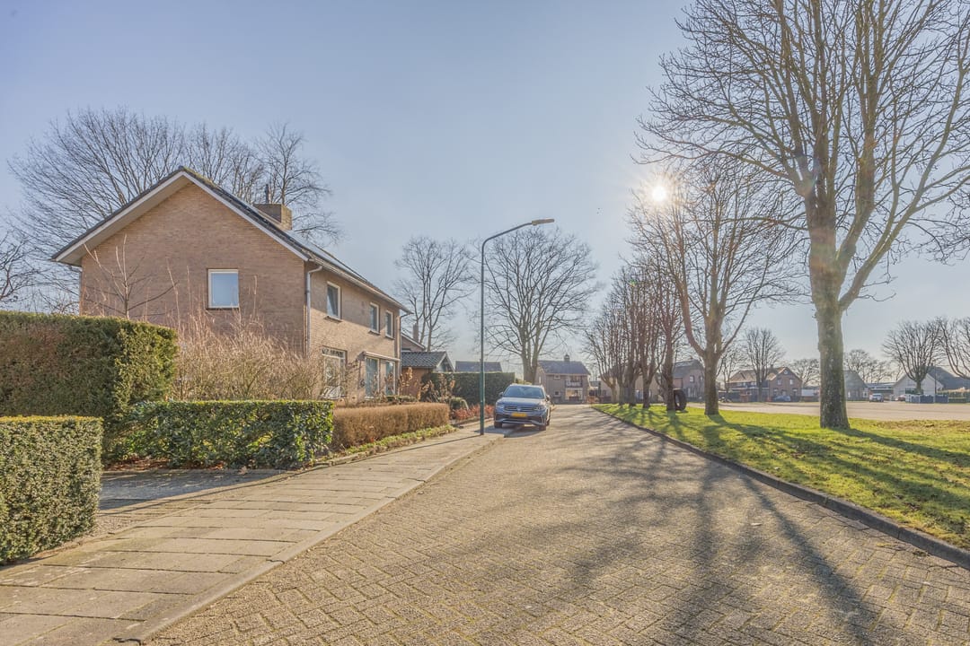 Foto 31 van Lariksweg 8