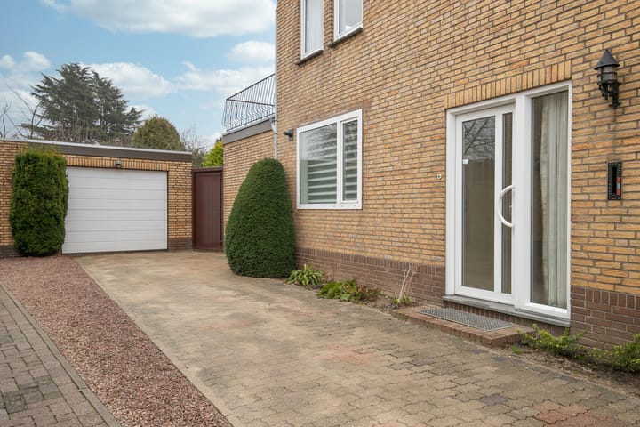 Foto 4 van Urnenveldstraat 9