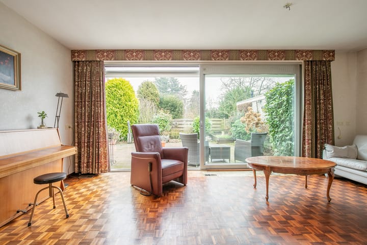 Foto 8 van Urnenveldstraat 9