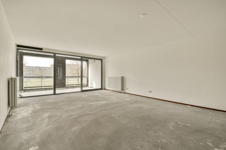 Foto 2 van Eva Besnyöstraat 515