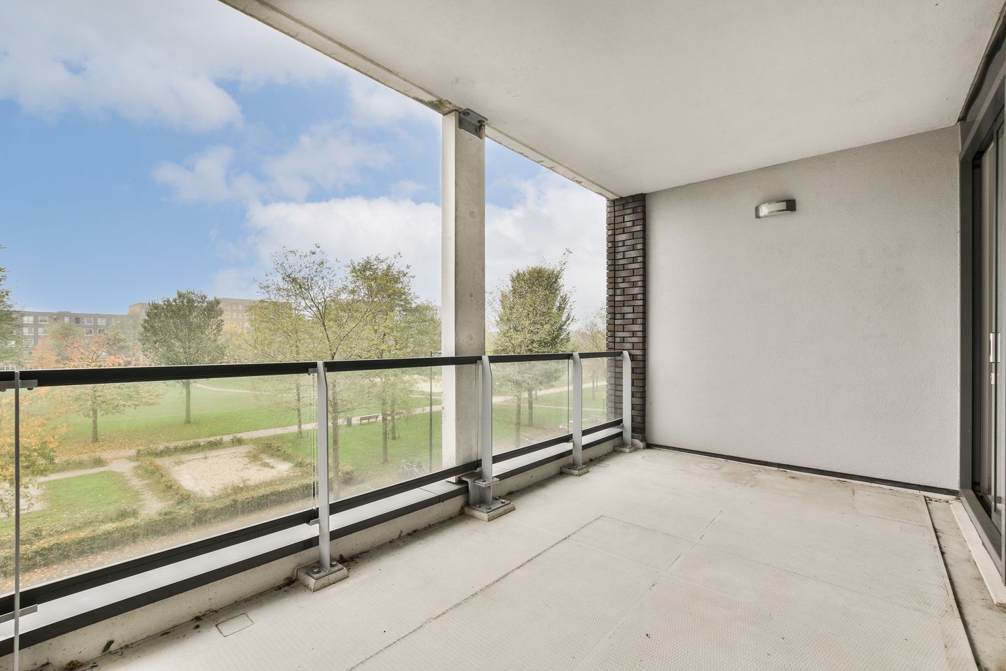 Photo 4 of Eva Besnyöstraat 515