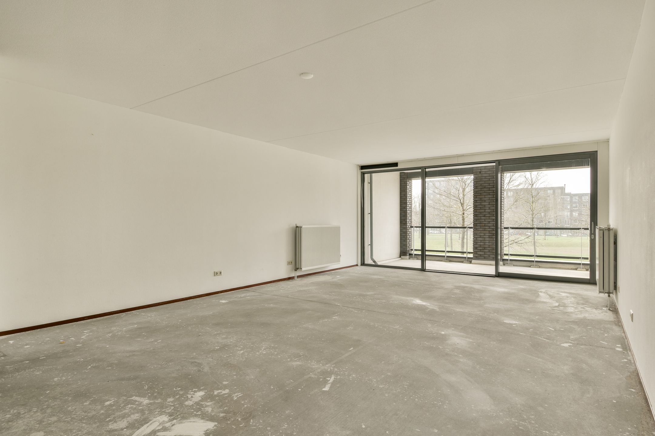 Photo 9 of Eva Besnyöstraat 515