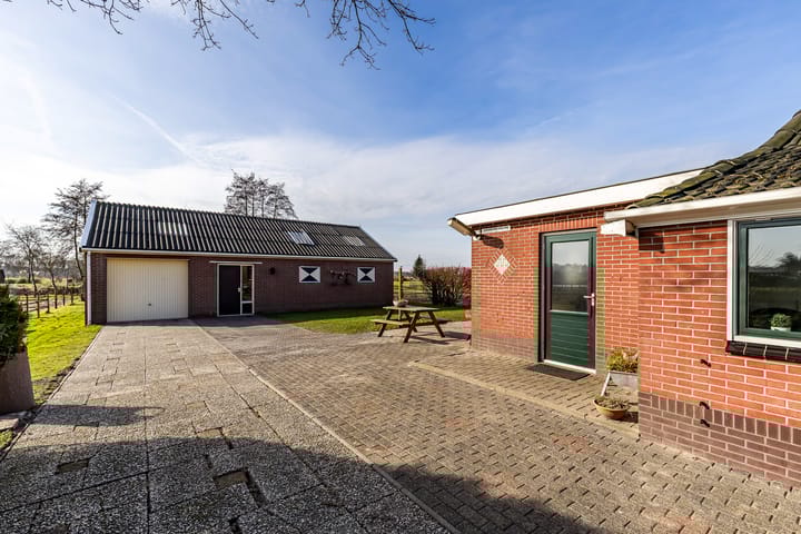 Foto 6 van P W Janssenweg 49