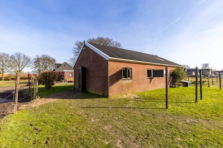 Foto 14 van P W Janssenweg 49