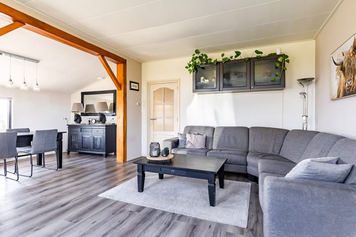 Foto 19 van P W Janssenweg 49