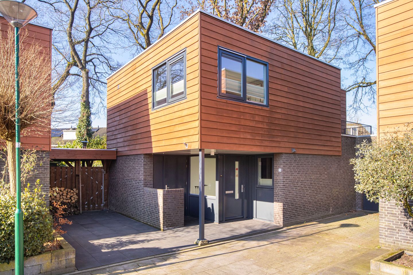 Foto 1 van Satijnzwam 25