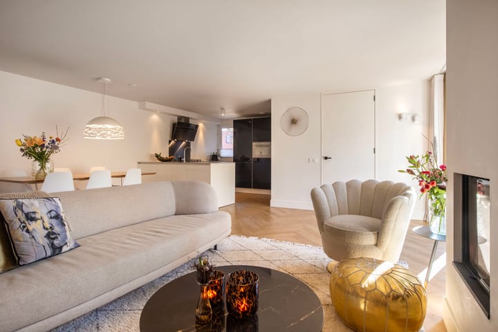 Foto 5 van Satijnzwam 25