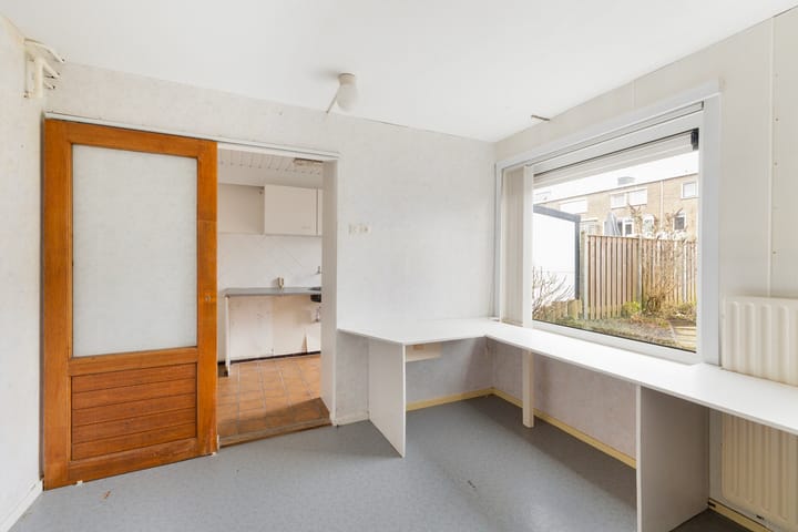 Photo 11 of Hugo van Voorneweg 6