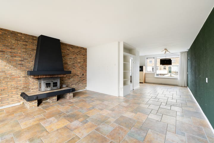 Photo 17 of Hugo van Voorneweg 6