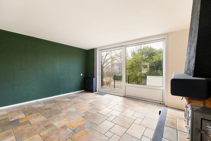 Photo 18 of Hugo van Voorneweg 6