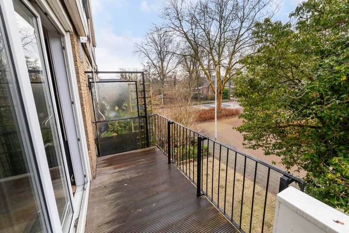 Photo 19 of Hugo van Voorneweg 6