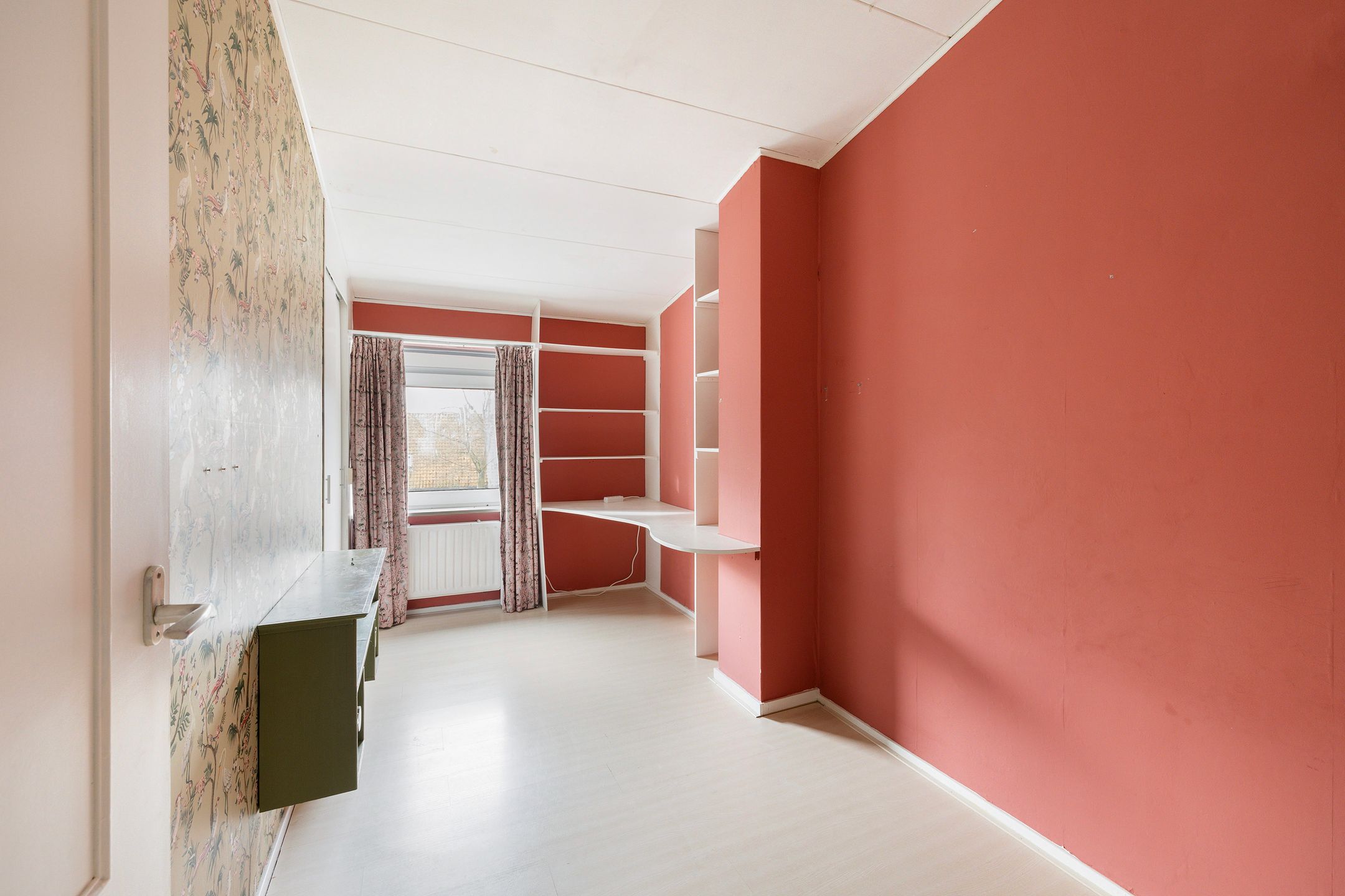 Photo 27 of Hugo van Voorneweg 6