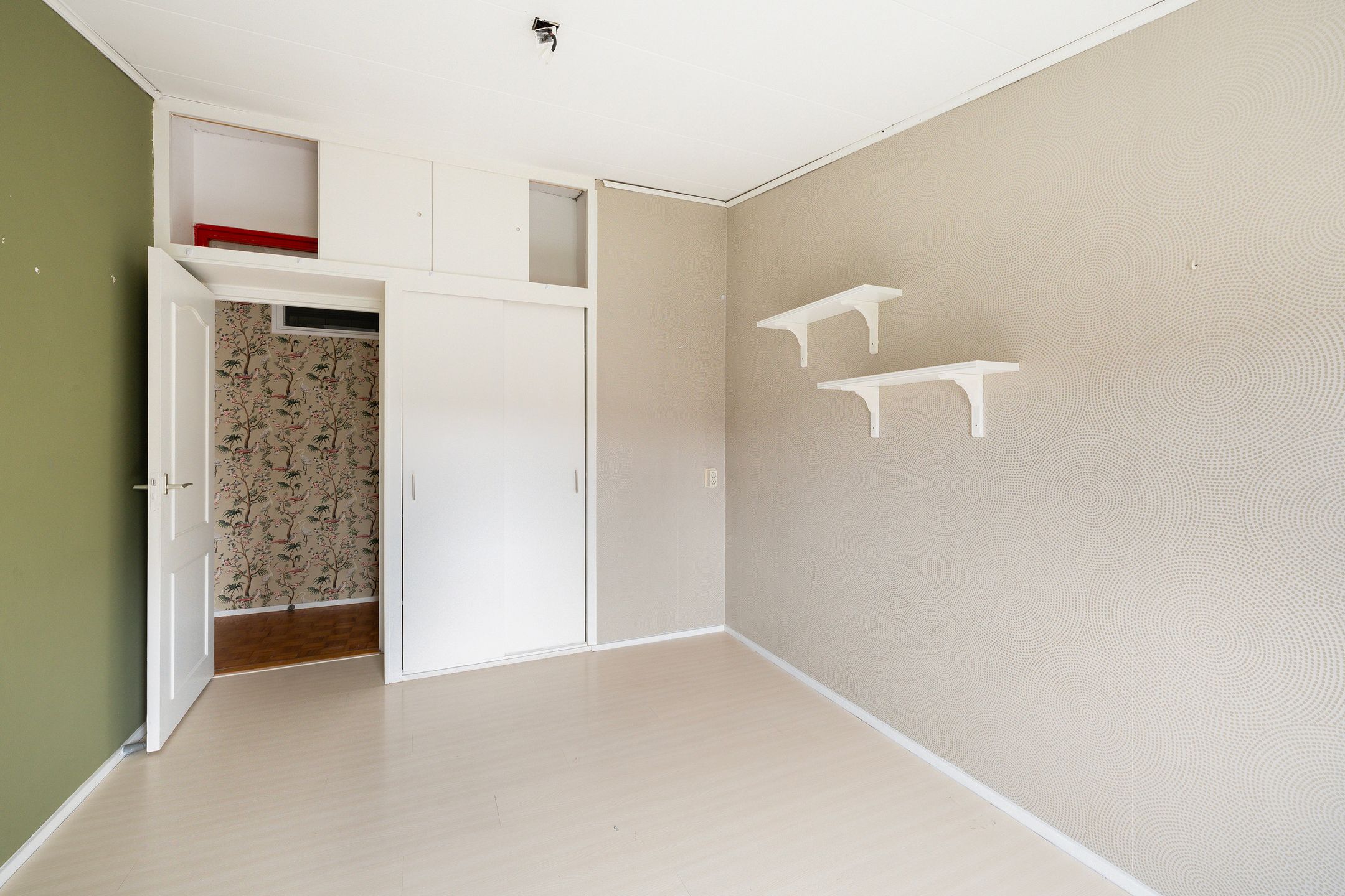 Photo 30 of Hugo van Voorneweg 6