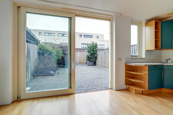 Foto 10 van Serooskerkestraat 24