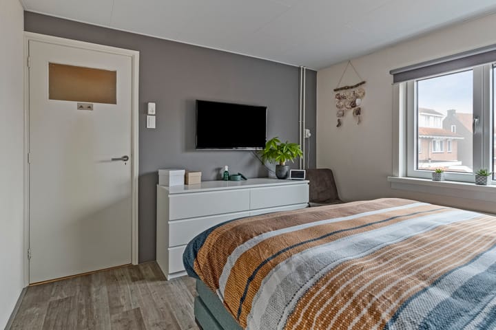 Foto 14 van Johan Vermeerkade 4