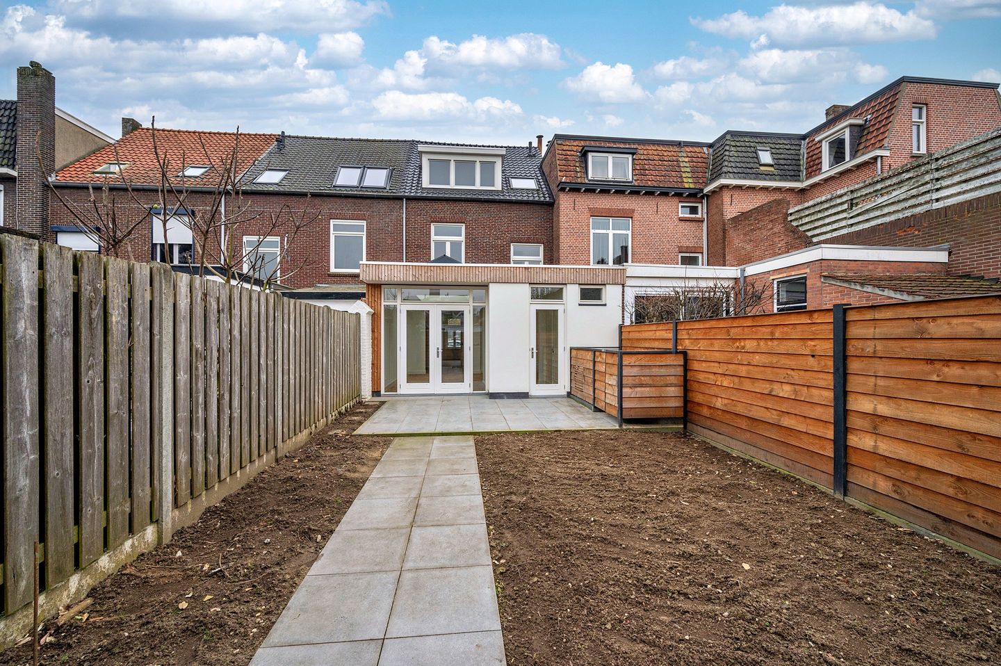 Foto 5 van Lambertusplein 5