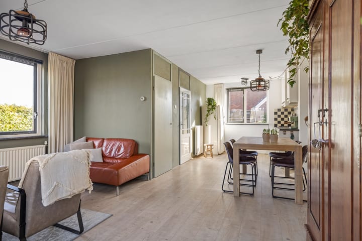 Photo 5 of Allingawier 27